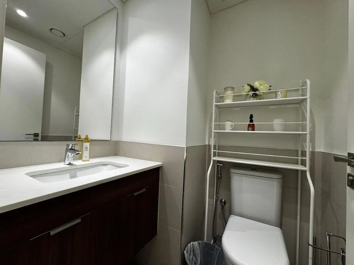 Stylish Poolside Stay Brand New Interiors Dubai United Arab Emirates