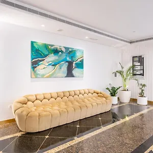  Apartment Veer - 82nd Floor Princess Tower - Palm View